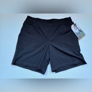 Avalanche black Audoor  Shorts Women